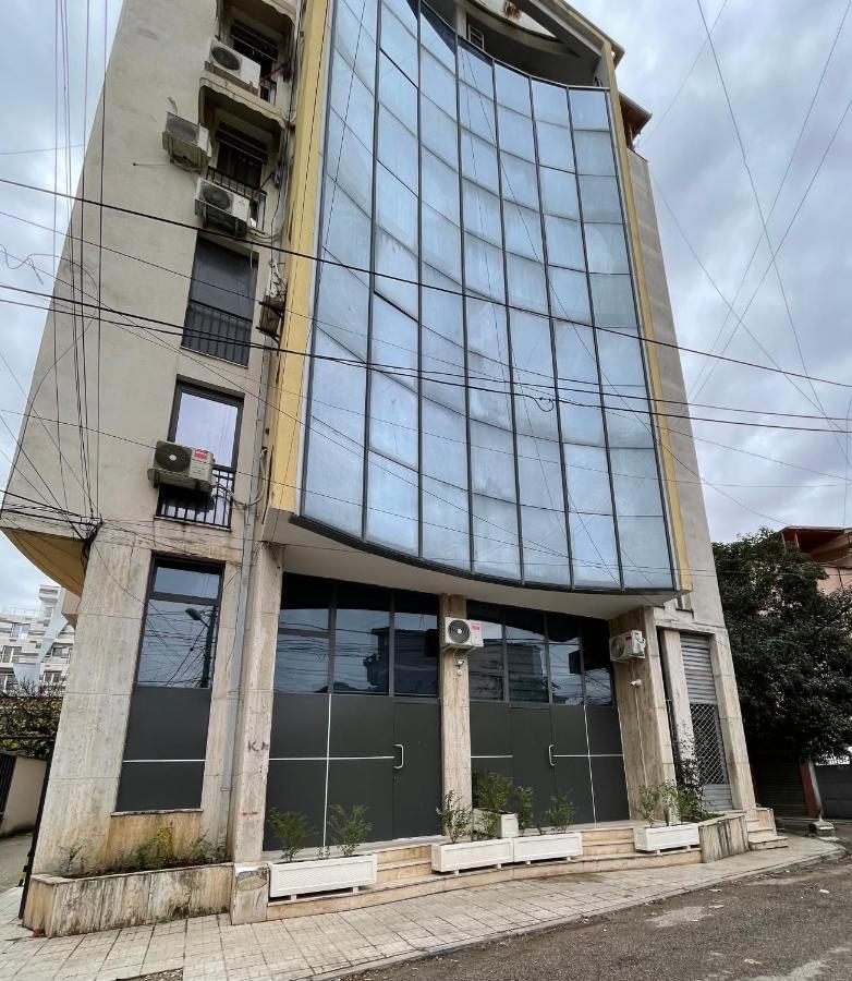 D&E Apartaments Tirana Exterior photo